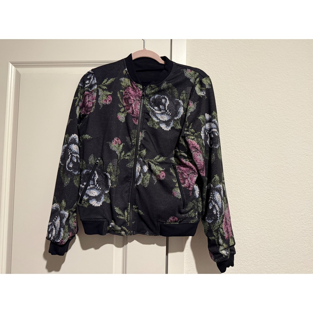 Lululemon Non-Stop Bomber Jacket Reversible Romantic Roses Multi Floral Black